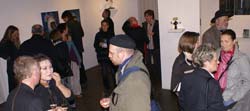 Die Er�ffnung war gut besucht